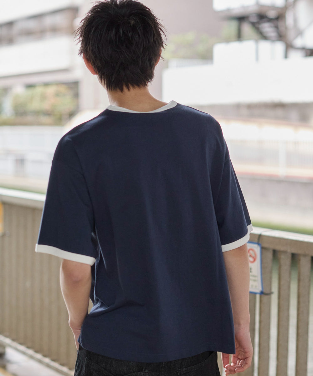 ネイビー モデル：181cm L着用