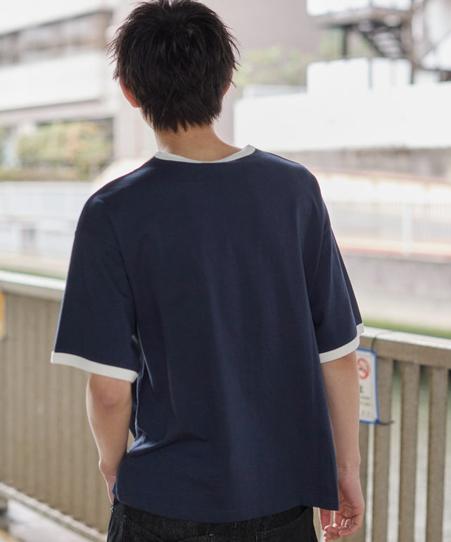 ネイビー モデル：181cm L着用