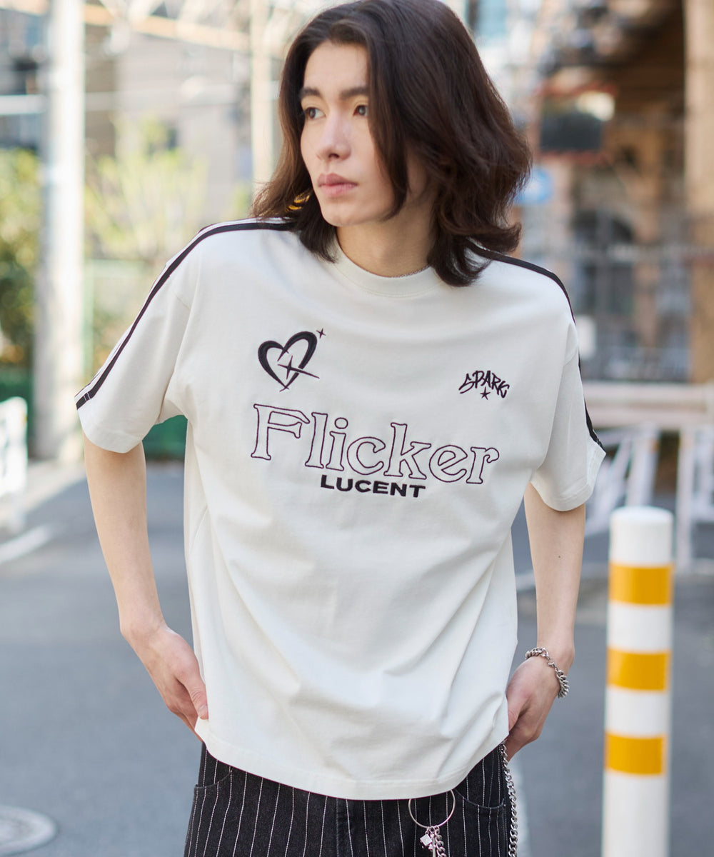 オフホワイト モデル：182cm L着用