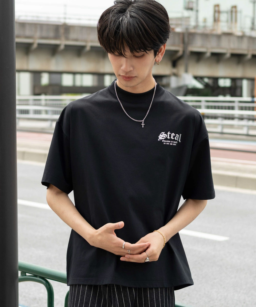 ブラック モデル：180cm L着用