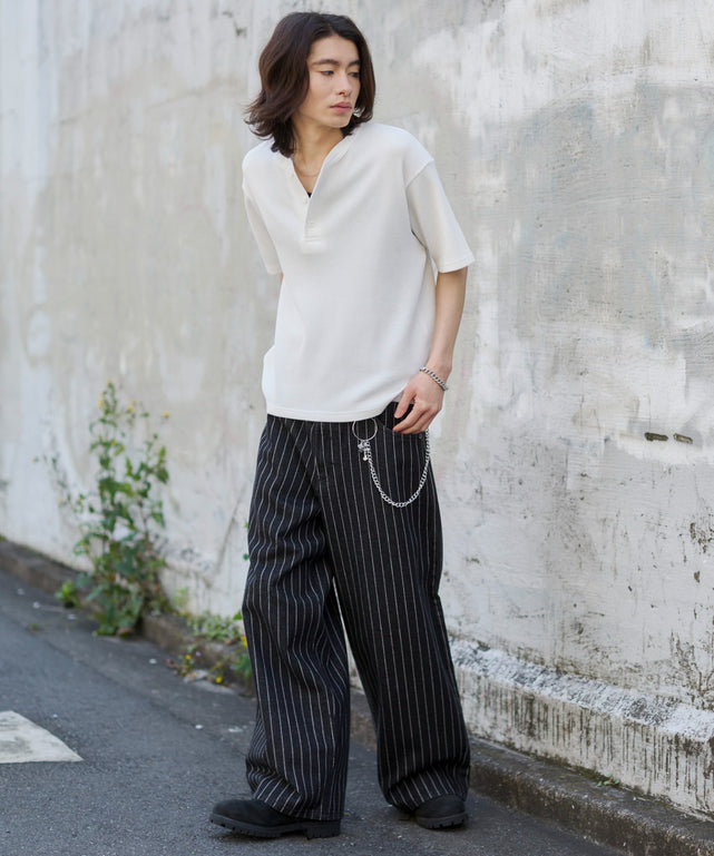 ホワイト モデル：182cm L着用