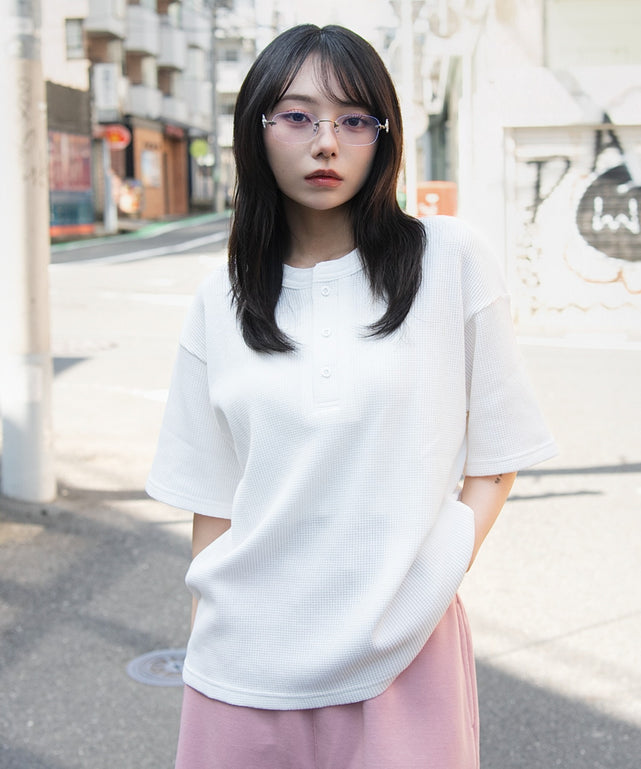 ホワイト モデル：159cm M着用