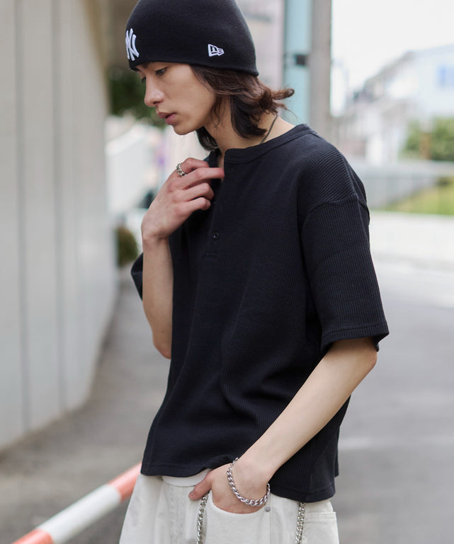 ブラック モデル：182cm L着用