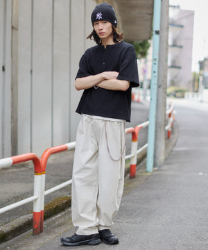 ブラック モデル：182cm L着用