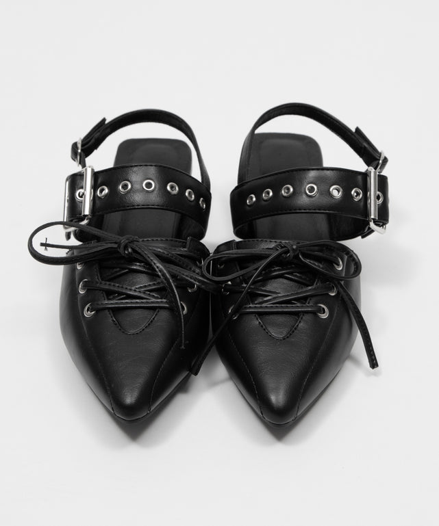 レースアップポインテッドシューズ