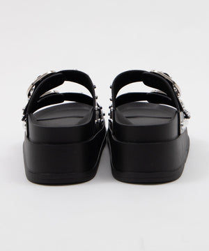 スタッズベルトサンダル