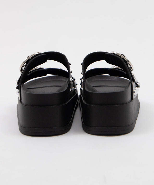 スタッズベルトサンダル