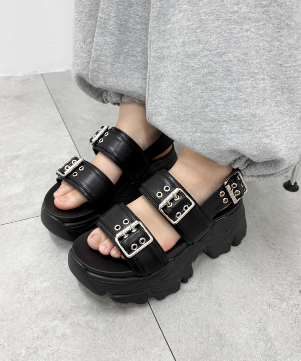 ブラック