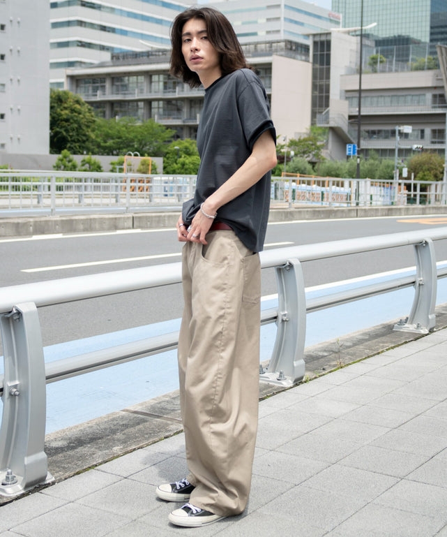 ブラックボーダー モデル：182cm L着用