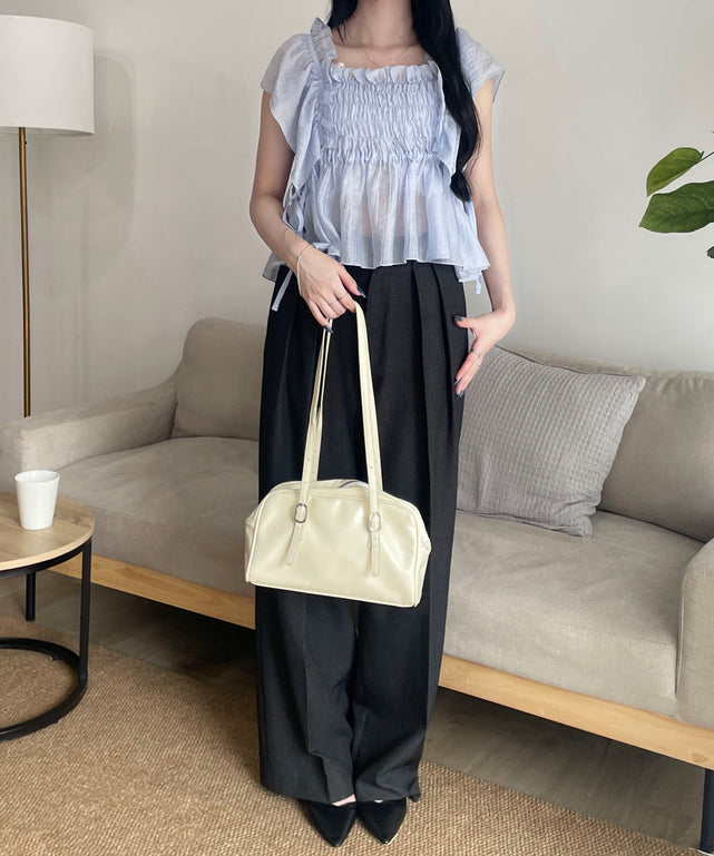 サックス　モデル：160cm F着用