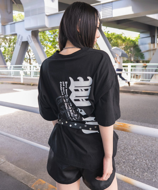 ブラック　モデル：159cm L着用