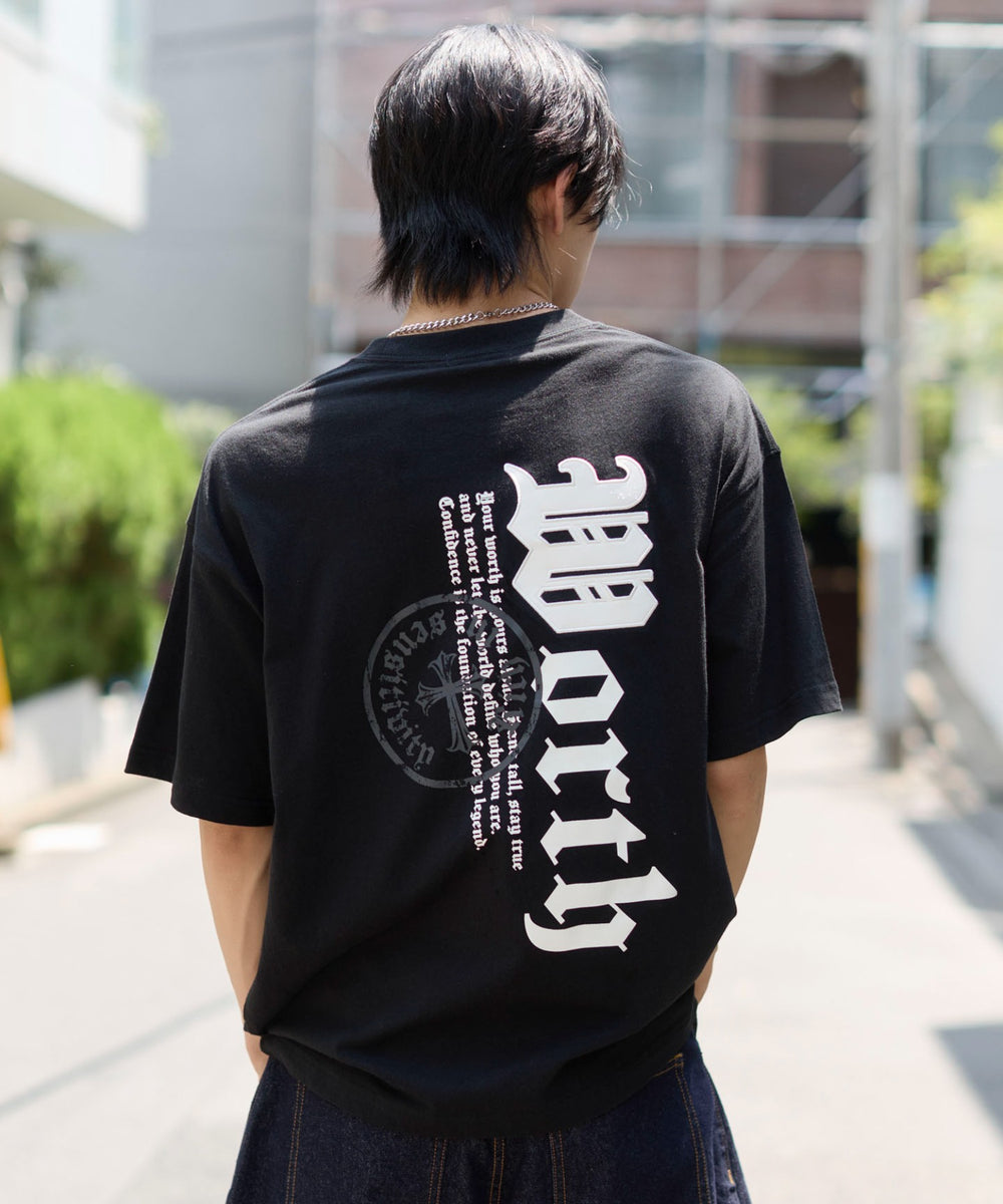 ブラック　モデル：175cm L着用　