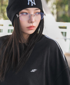 ブラック　モデル：159cm L着用