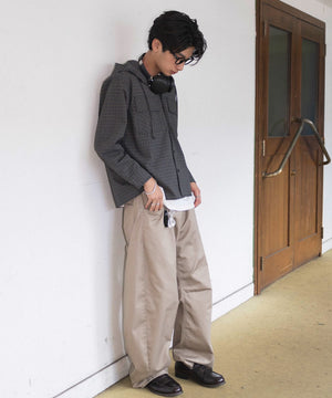 ブラック　モデル：180cm L着用　