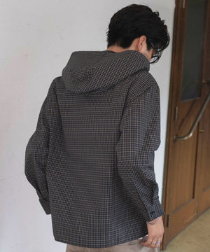 ブラック　モデル：180cm L着用　