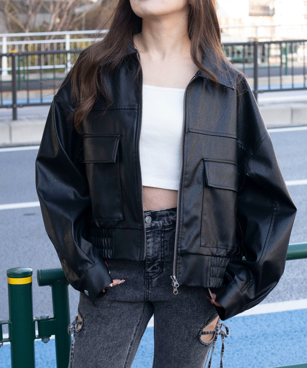 ブラック　モデル：155cm F着用