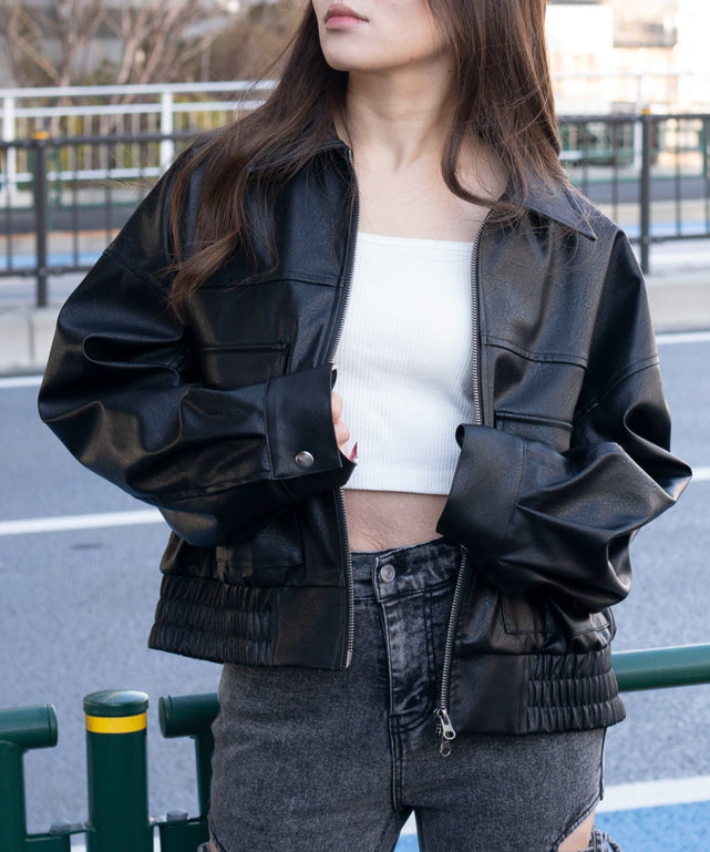 ブラック　モデル：155cm F着用