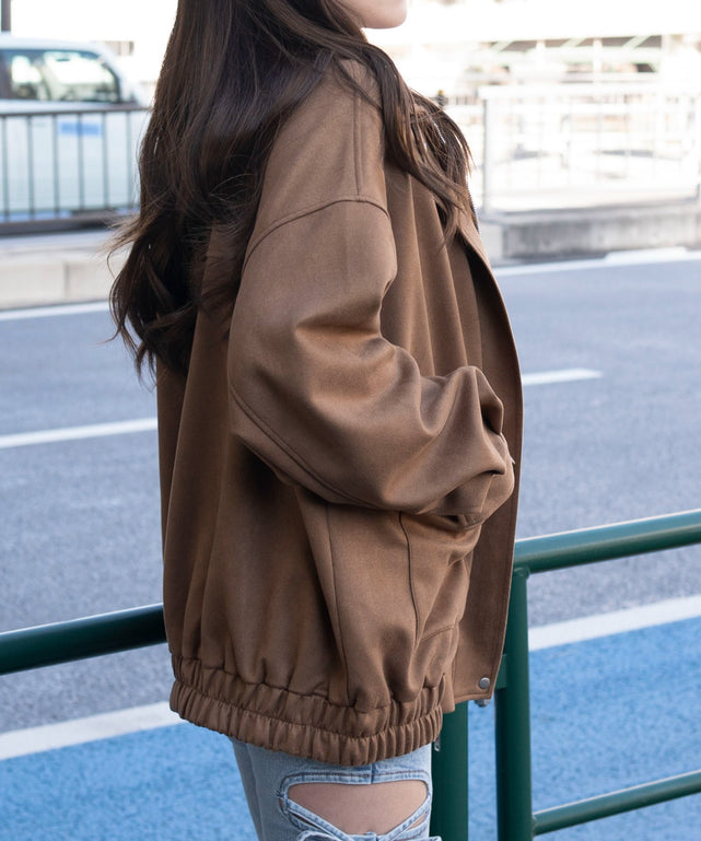 ベージュ　モデル：155cm F着用