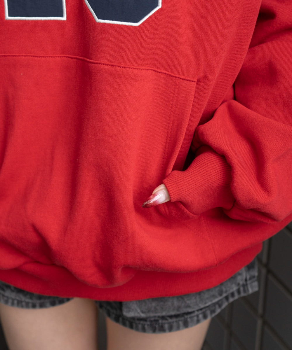 グラフィックビッグプルパーカー