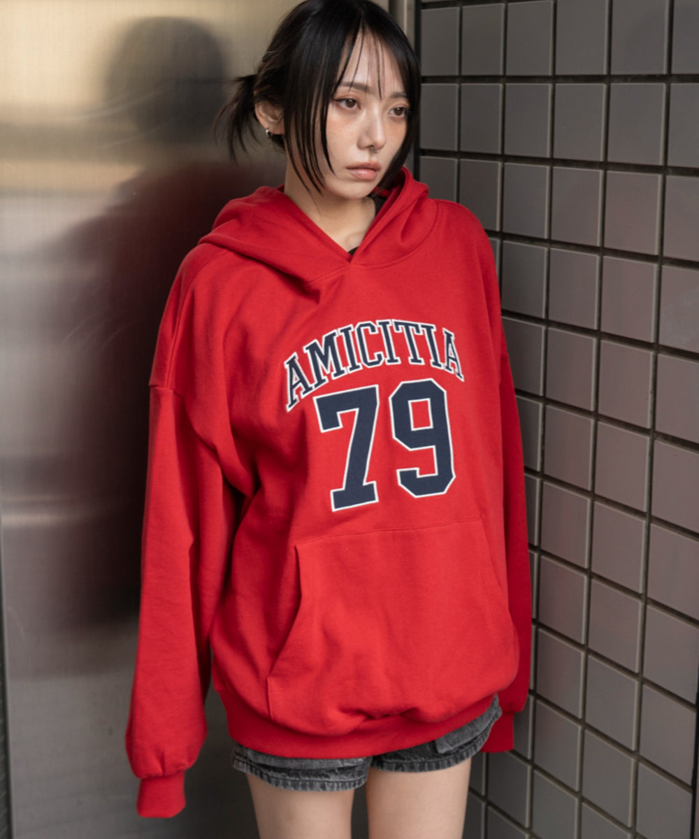 レッド モデル：159cm F着用