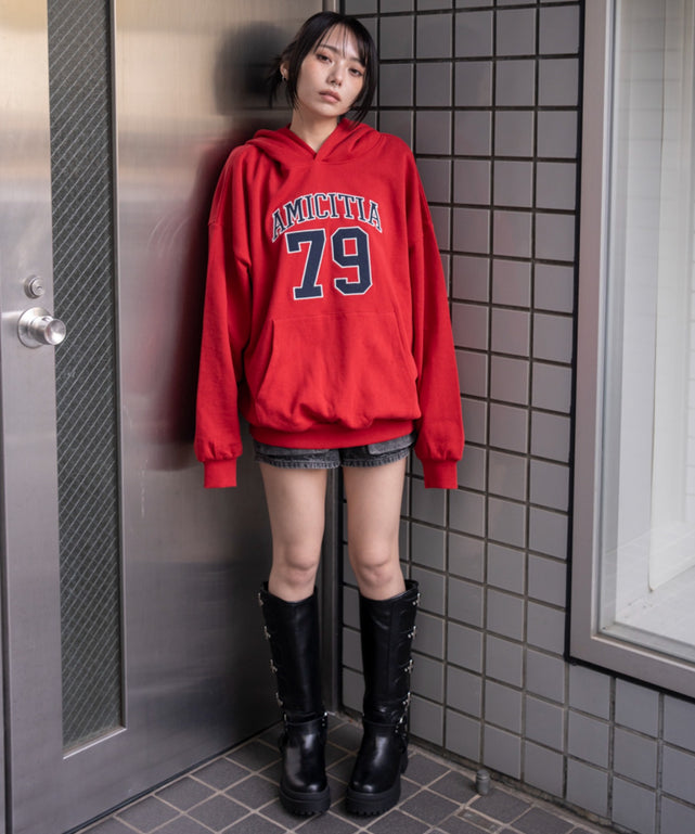 レッド モデル：159cm F着用