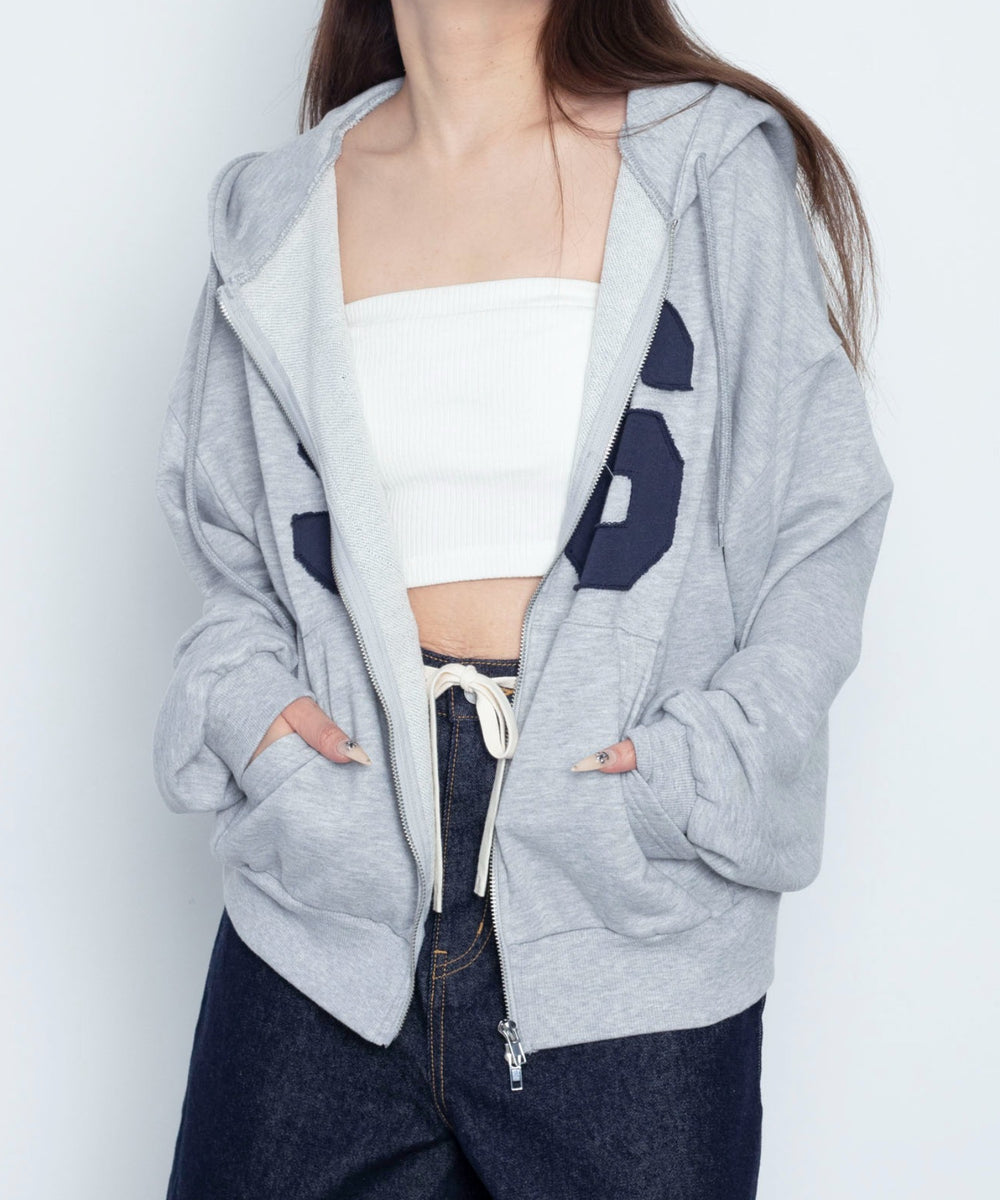 杢グレー　モデル：155cm F着用