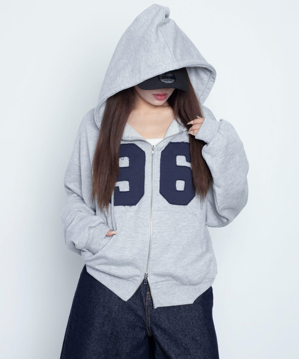 杢グレー　モデル：155cm F着用