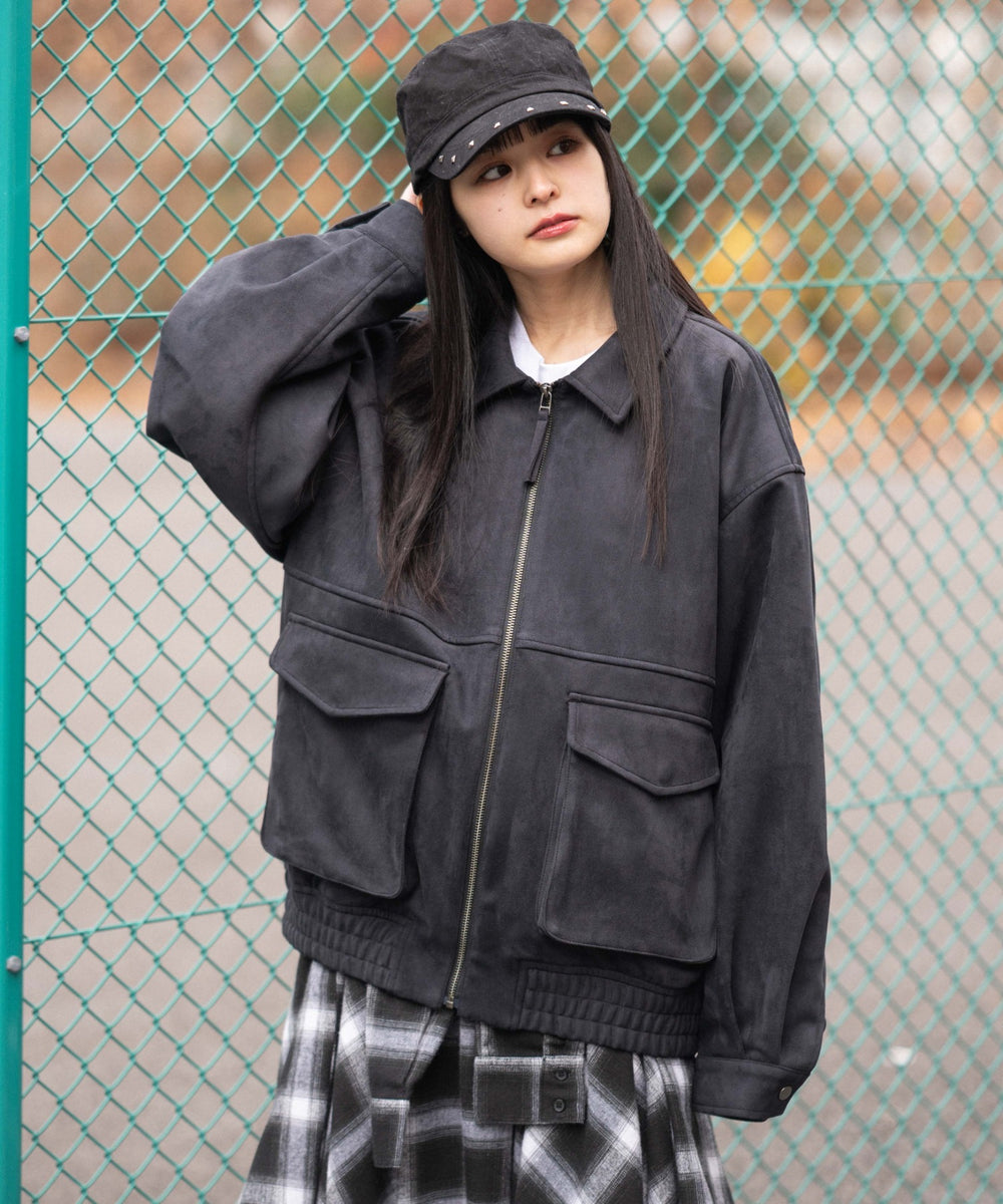 チャコール　モデル：161cm M着用