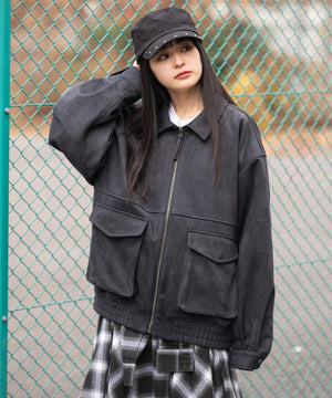 チャコール　モデル：161cm M着用