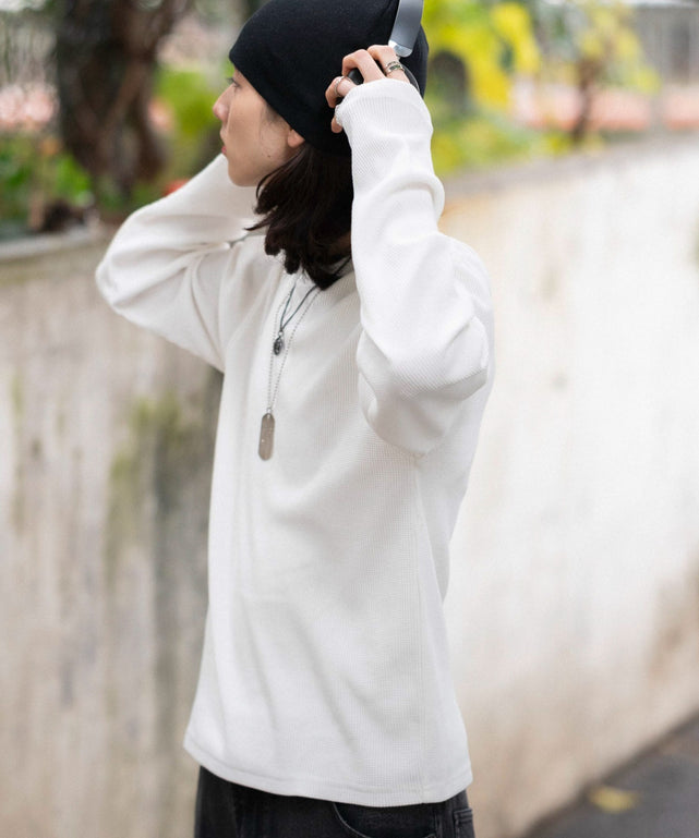 ホワイト モデル：175cm L着用