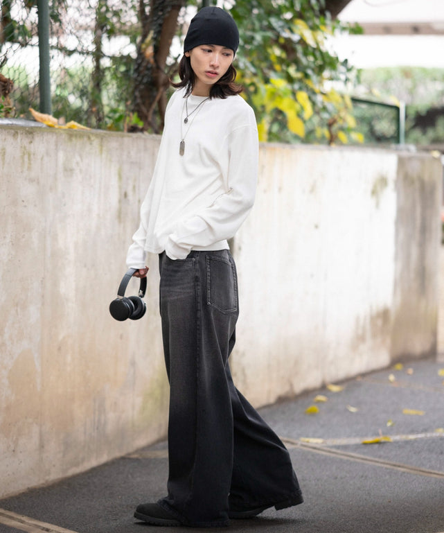 ホワイト モデル：175cm L着用