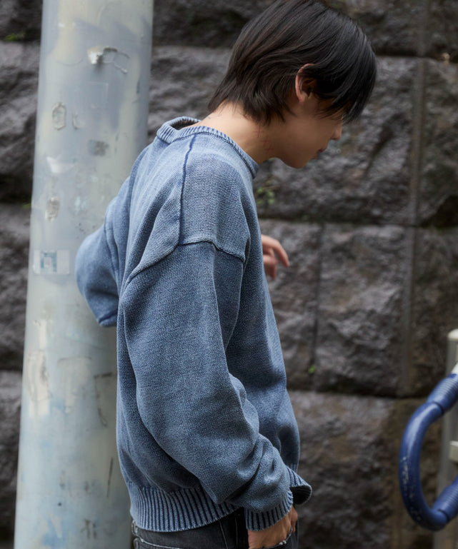 ネイビー　モデル：175cm L着用