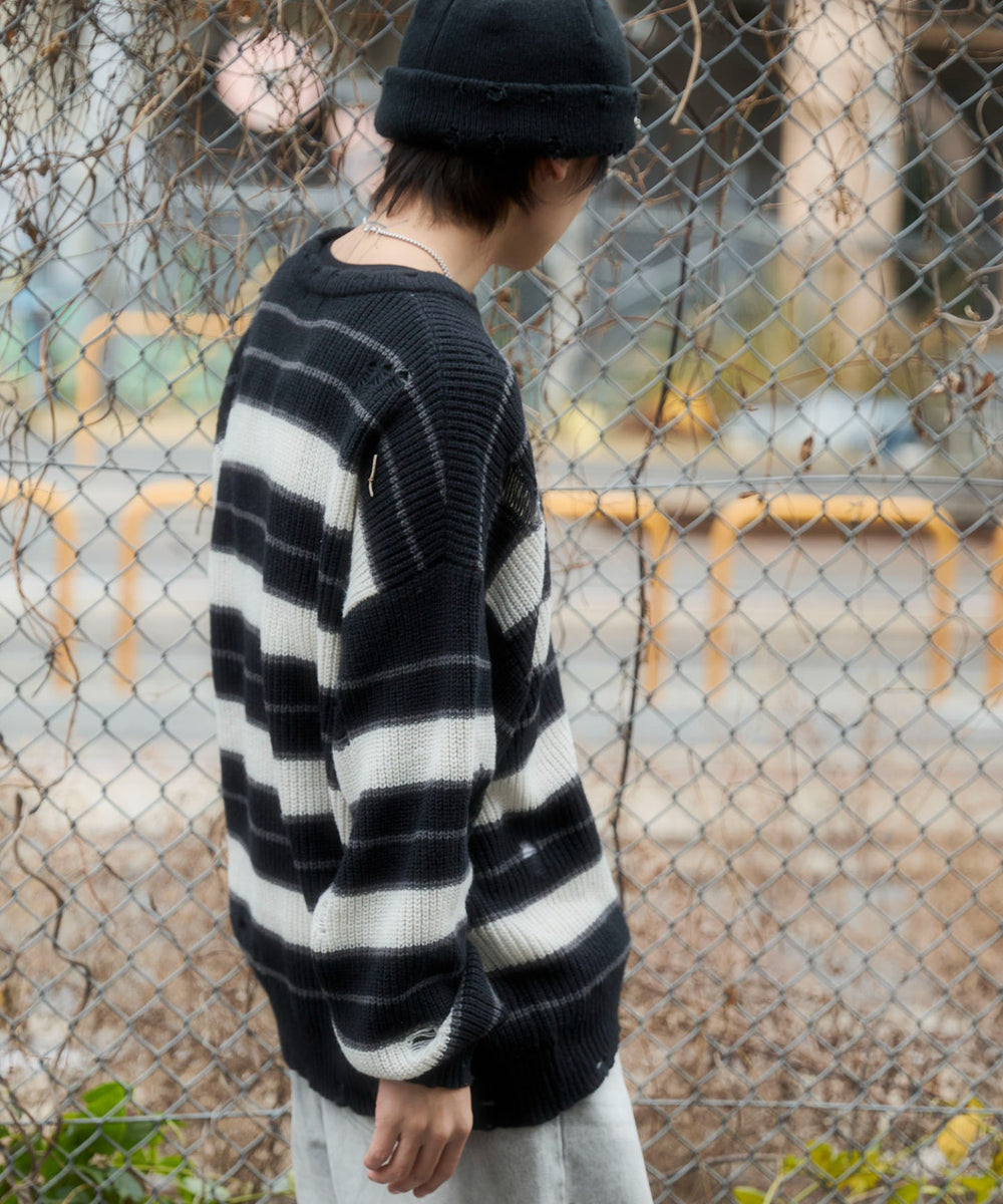 ブラックボーダー　モデル：175cm L着用