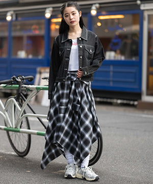 デニムブラック　モデル：161cm F着用