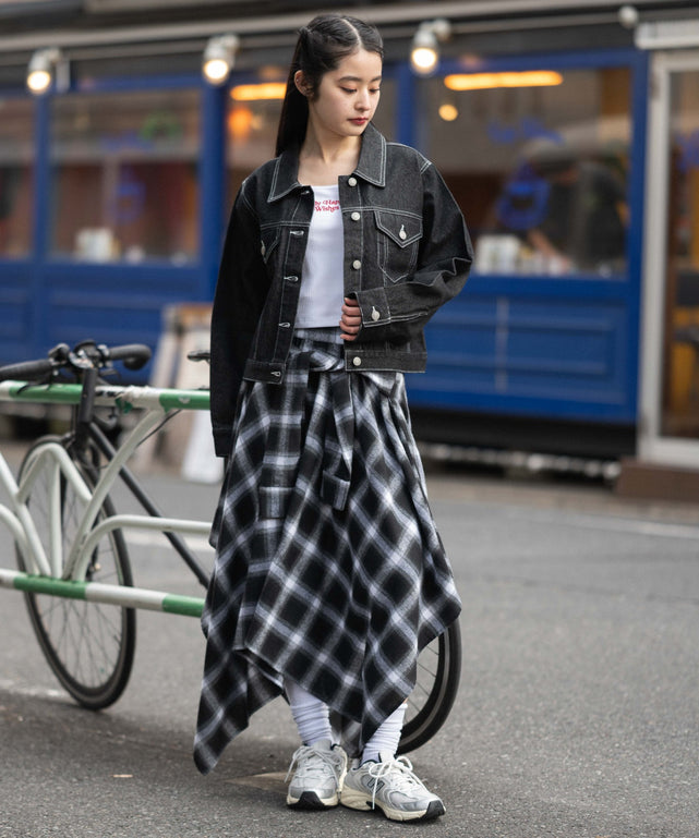 デニムブラック　モデル：161cm F着用