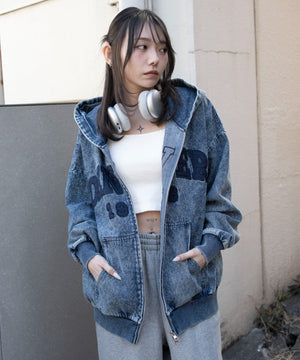 デニム中濃加工　モデル：159cm F着用