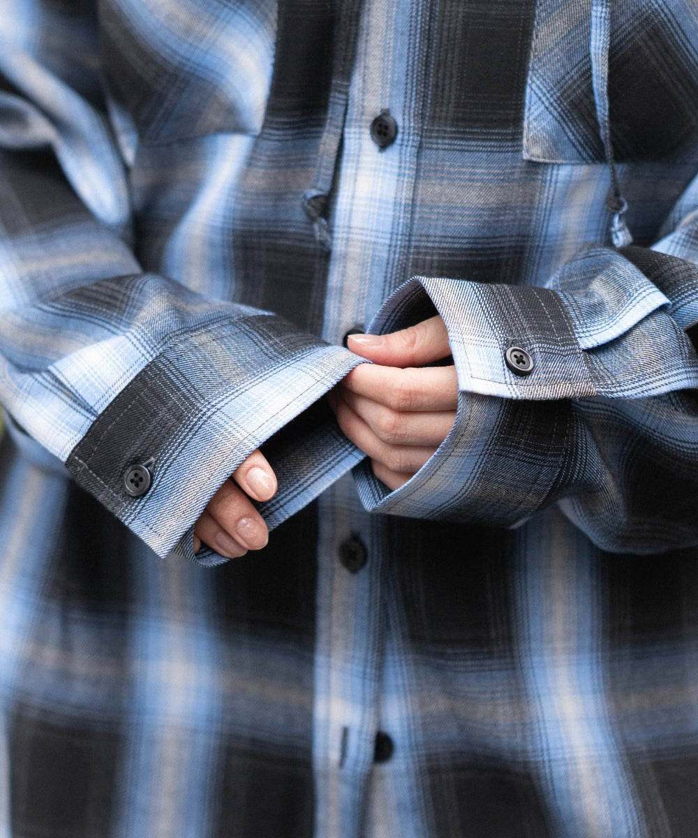 フードチェックシャツ