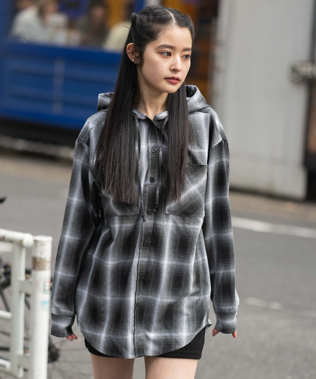 ブラック　モデル：161cm F着用