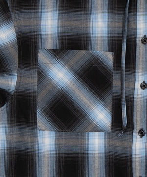 フードチェックシャツ