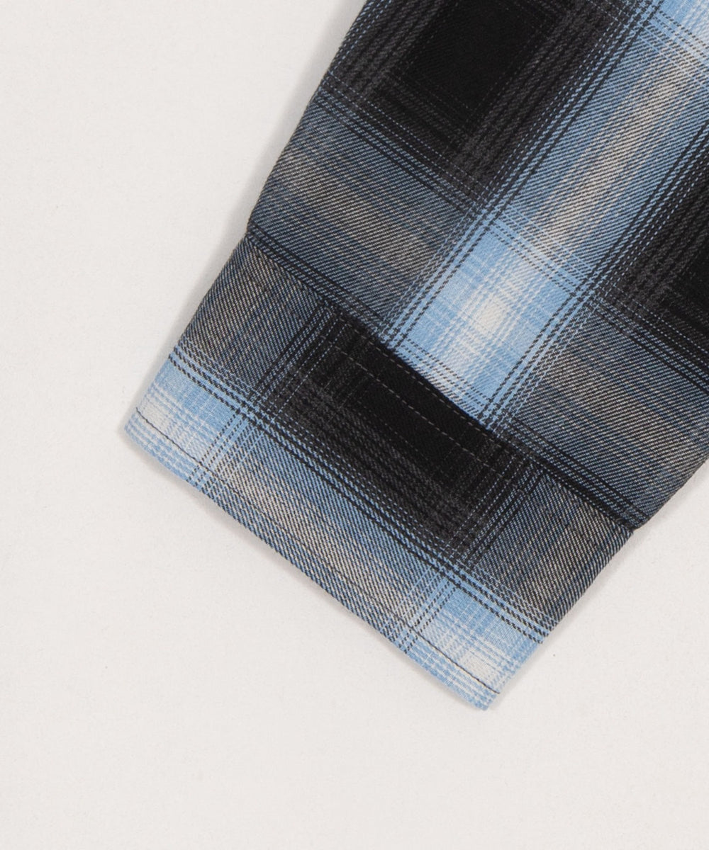 フードチェックシャツ