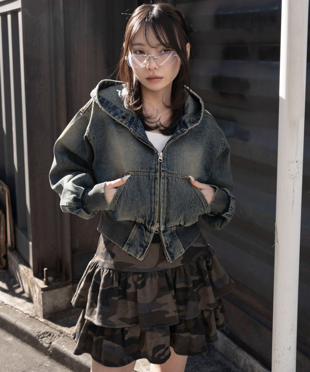 デニム中濃加工　モデル：159cm F着用