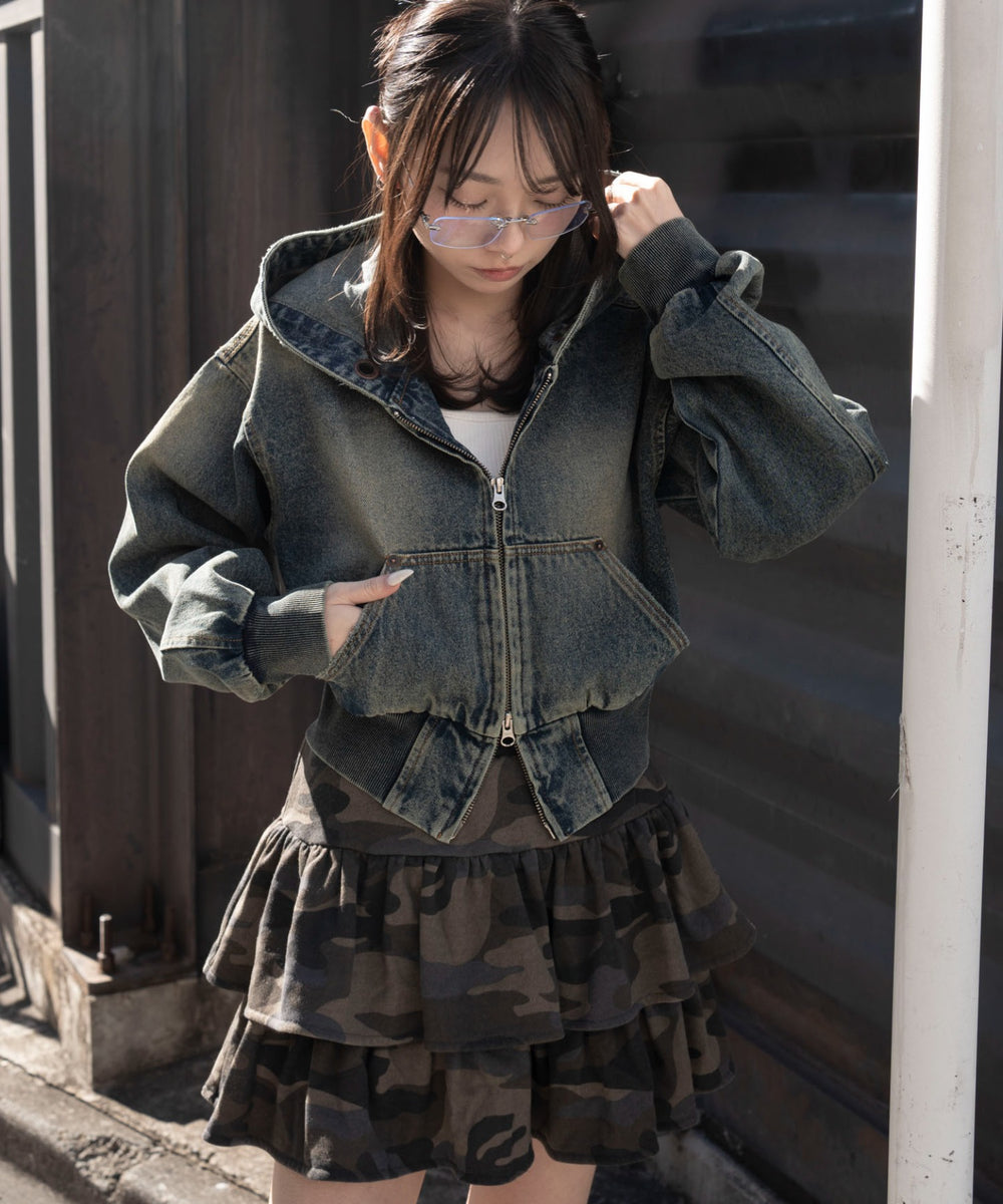 デニム中濃加工　モデル：159cm F着用