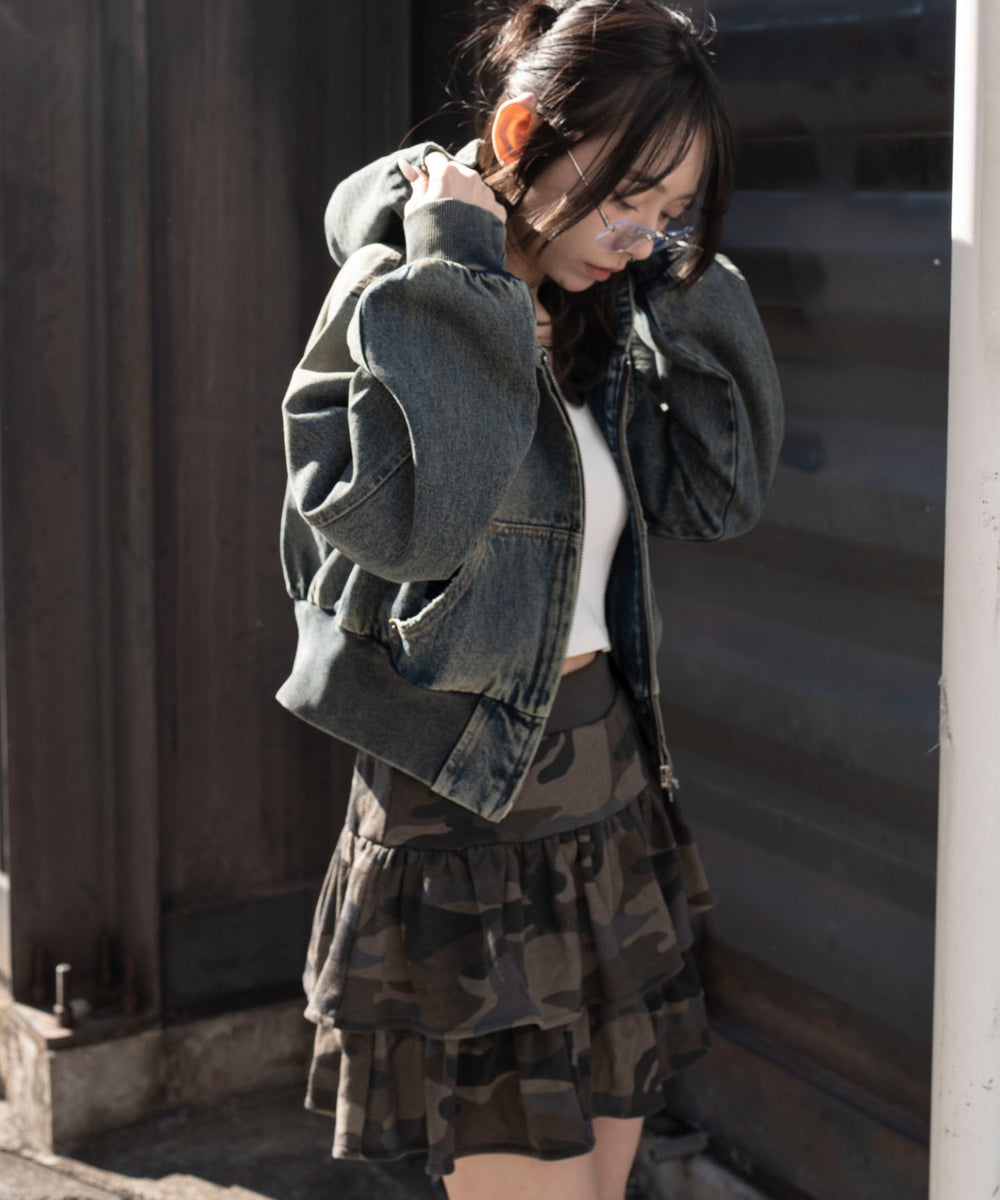 デニム中濃加工　モデル：159cm F着用