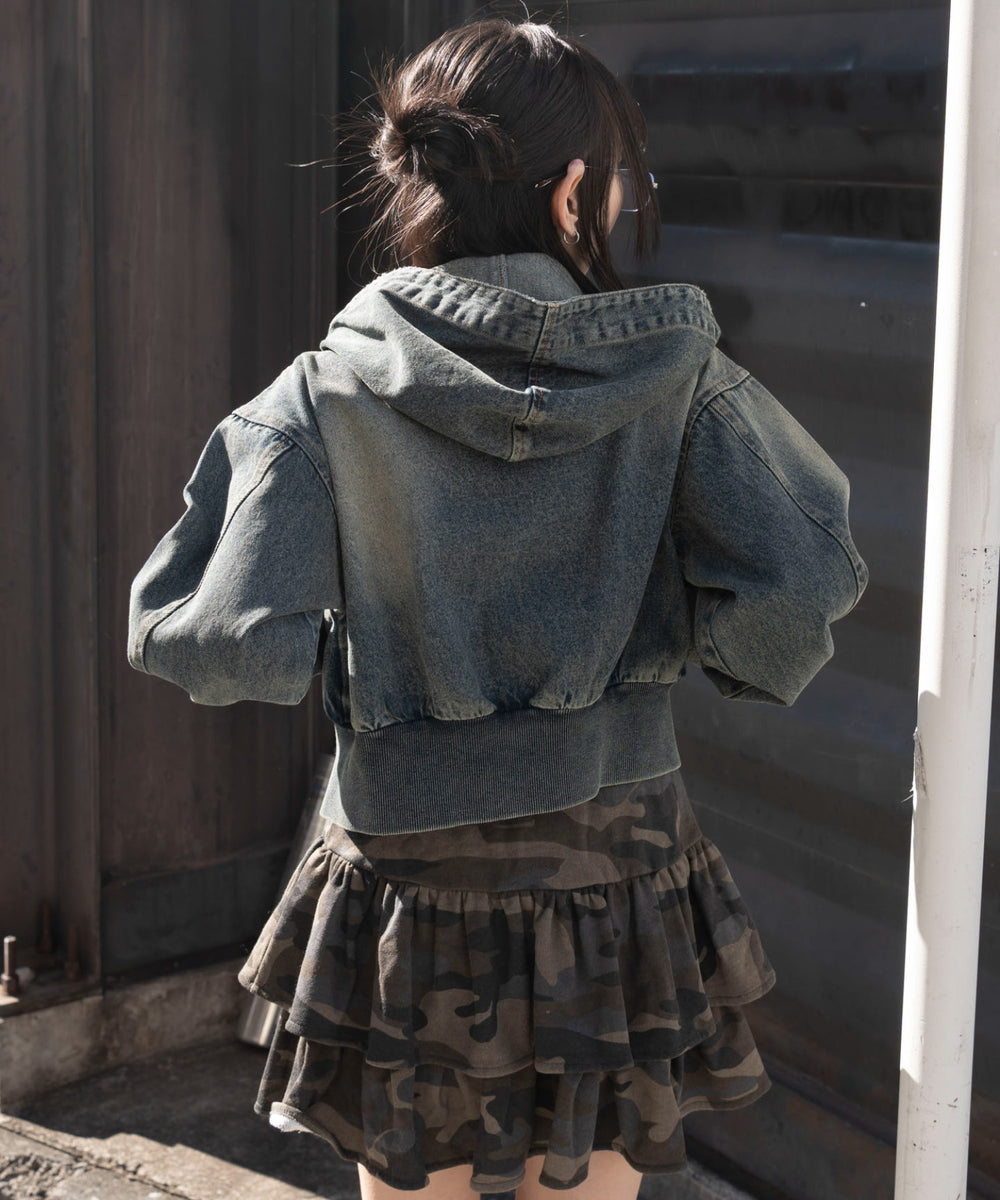 デニム中濃加工　モデル：159cm F着用