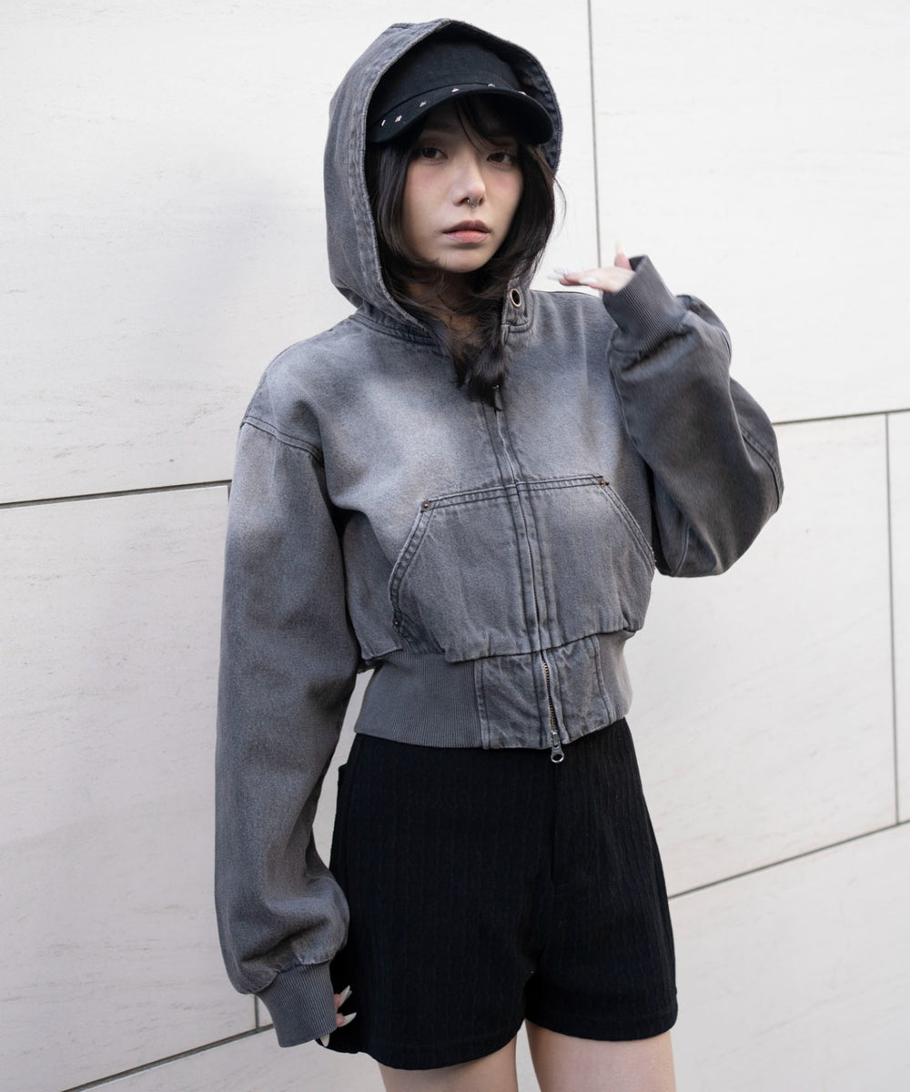 グレー　モデル：159cm F着用