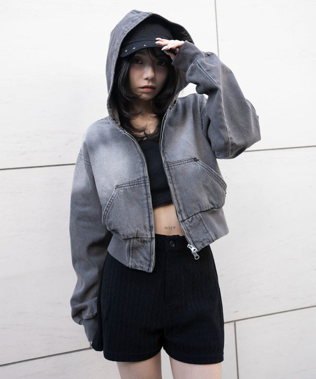 グレー　モデル：159cm F着用