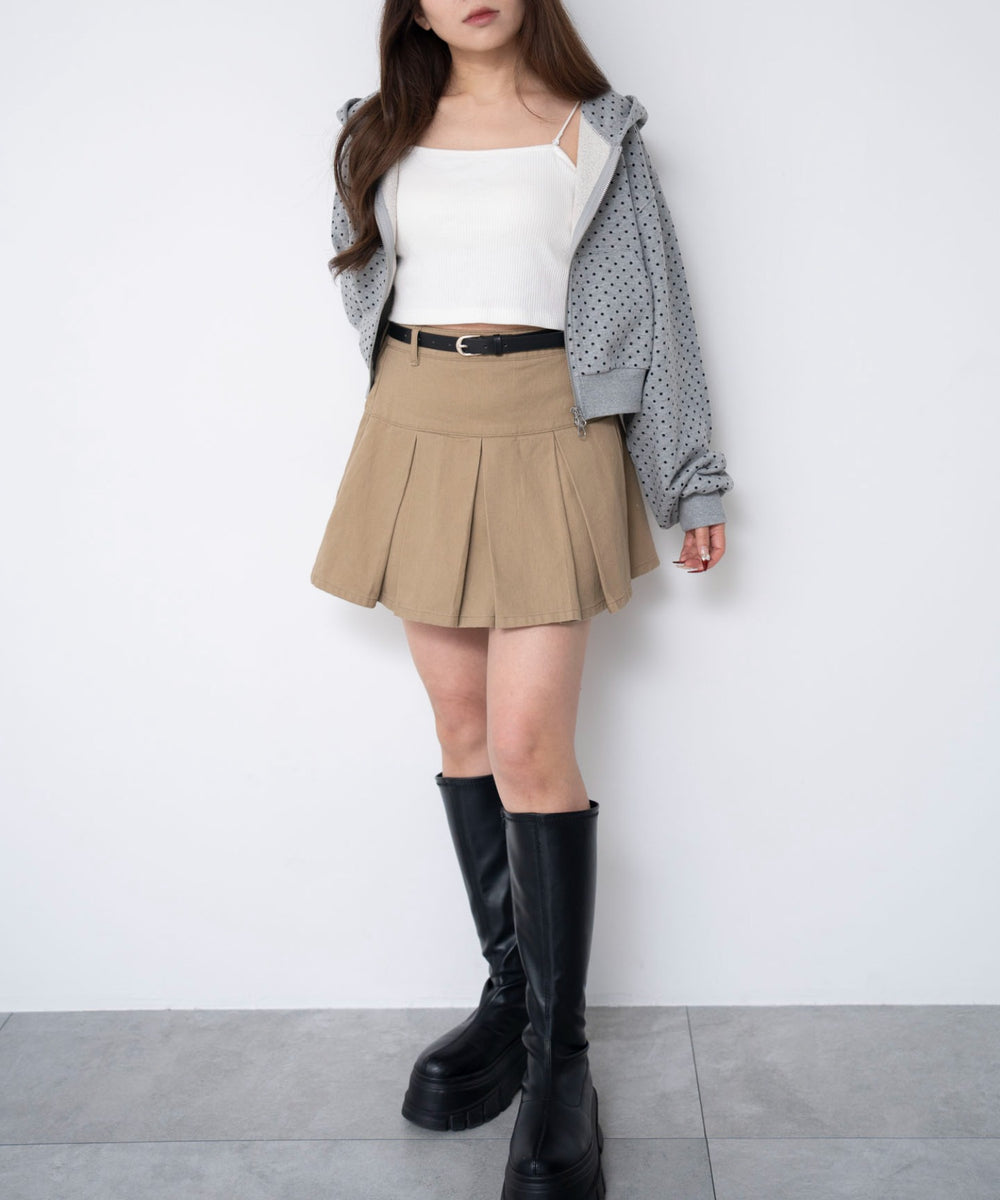 ベージュ　モデル：155cm F着用