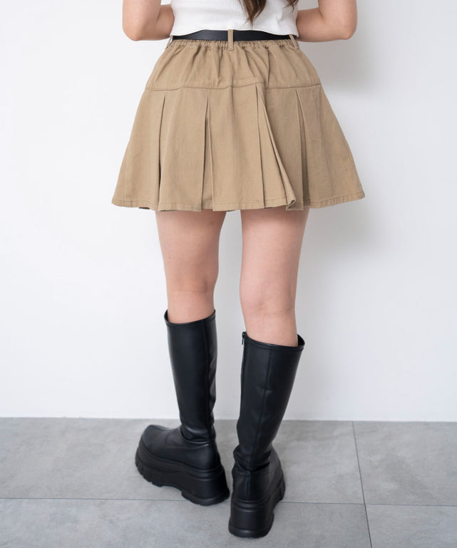 ベージュ　モデル：155cm F着用