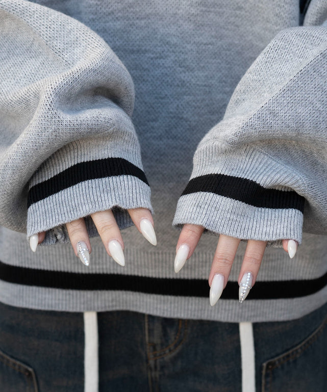 VネックグラフィックニットBIGプルオーバー