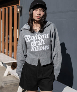 グレー　モデル：159cm F着用